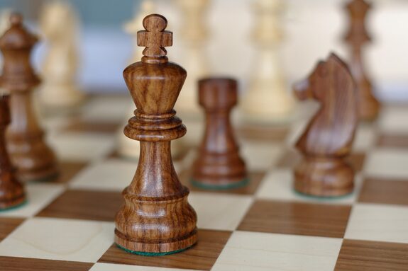 Tournoi par équipes à partir du 24 mars. Cinq équipes en lice. 