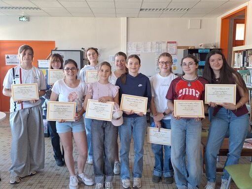 Remise des prix, félicitations aux dix lauréates